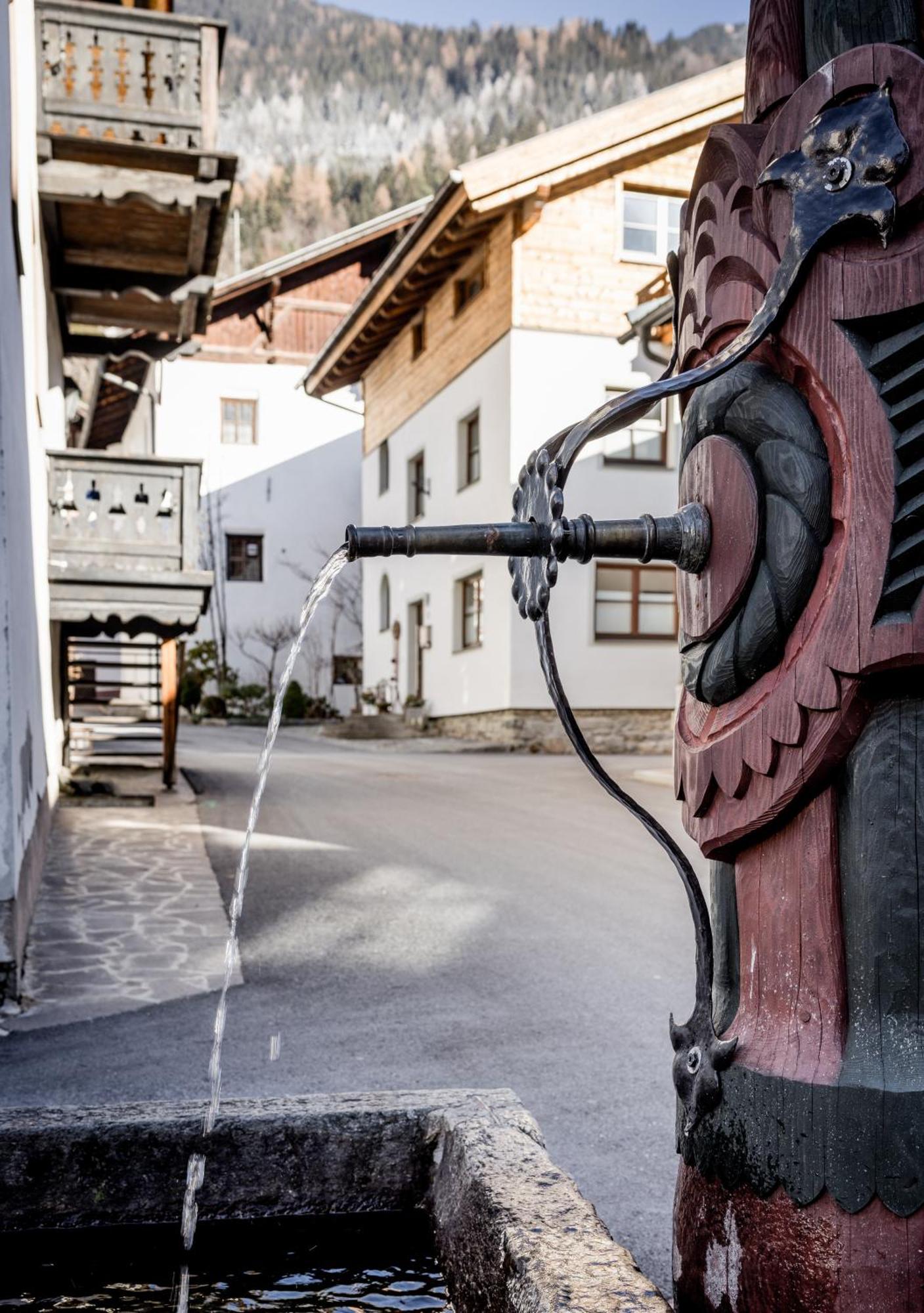 Am Dorfbrunnen Apartamento Oetz Exterior foto